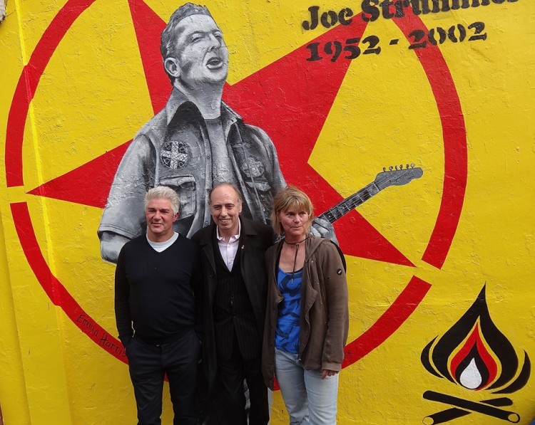 Gary Loveridge, Mick Jones, Emma Harrison unveil the new mural of Joe just off Portobello Road
